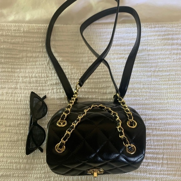 Backpack - Picture 5 of 9